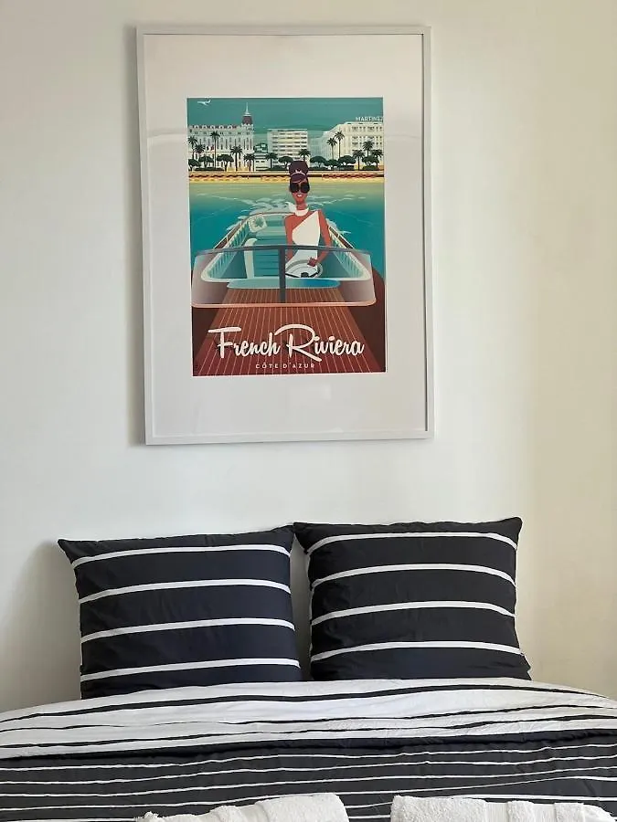 Apartment Seafront - Beautiful Flat With Aircon And Comfortable Loggia Vallauris