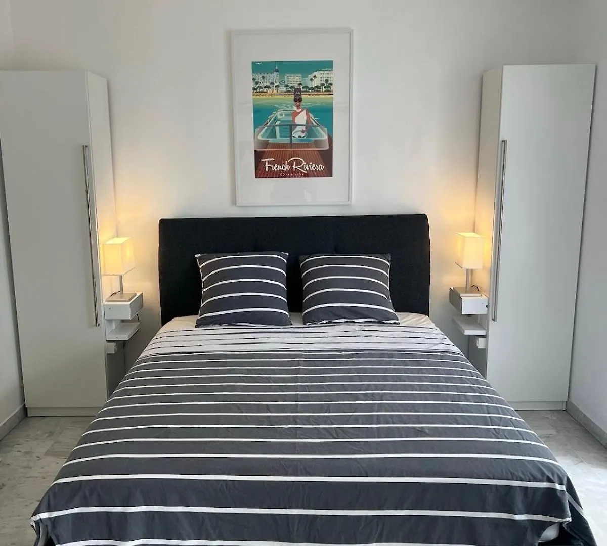 Apartment Seafront - Beautiful Flat With Aircon And Comfortable Loggia Vallauris