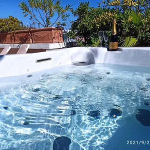  Apartment Penthouse - Jacuzzi - Terrace - Parking - 2 Pools
