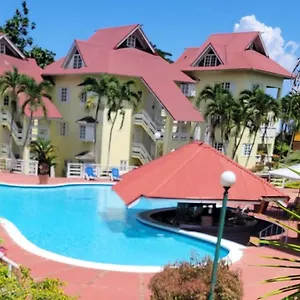 Comfort Zone At The Ridge E17 , Ocho Rios Jamaica