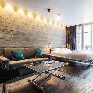 Cmg - Premium Tour Eiffel - 51 , Paris France